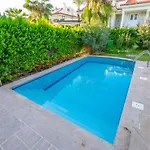 Beachfront , Private Starfish 8 Βίλα *