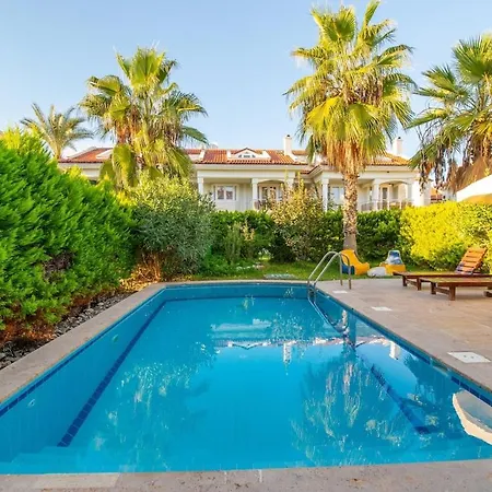 Beachfront , Private Starfish 8