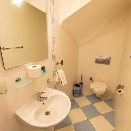 Villa Beachfront , Private Starfish 8 *