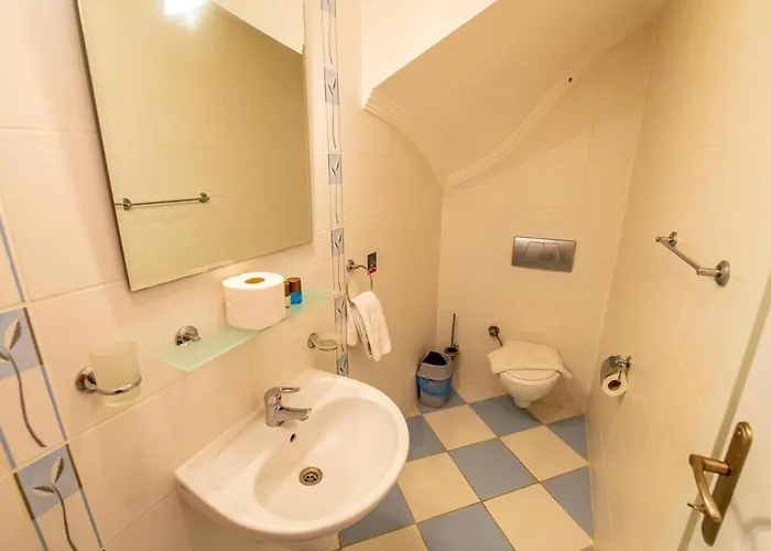 Villa Beachfront , Private Starfish 8 *