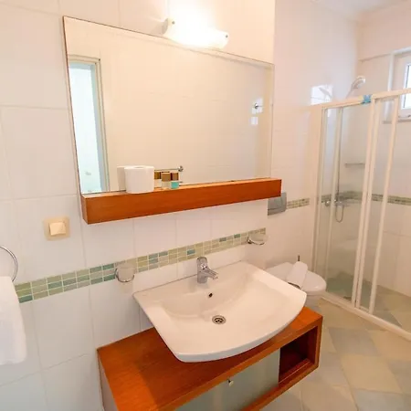 Beachfront , Private Starfish 8 빌라 *
